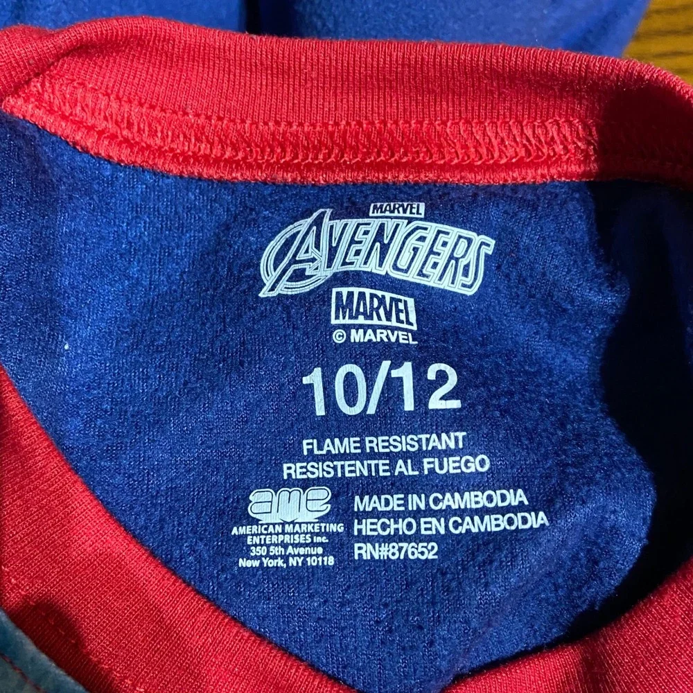 Boys Marvel Avengers‎ Pajamas Size 10 12 Long Sleeve Flame Resistant Sleepwear